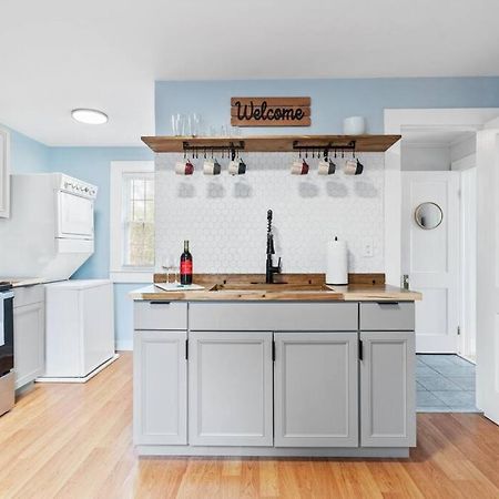 Boho Bungalow - Steps From Historic Downtown Apex Exteriér fotografie