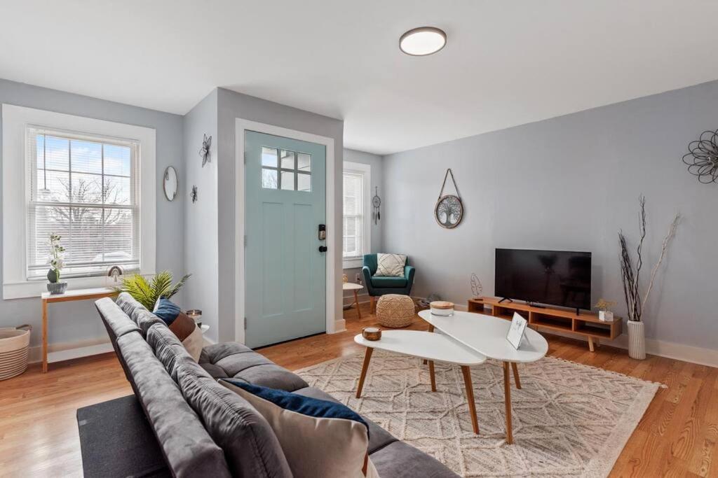 Boho Bungalow - Steps From Historic Downtown Apex Exteriér fotografie